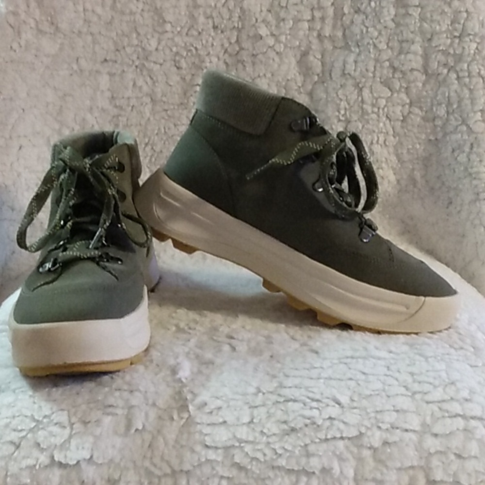 Women's SOREL HIKER STYLE BOOT